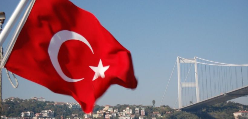 Τουρκία: Συμφωνία με Ιράκ για αγωγούς φυσικού αερίου, πετρελαίου και νέα ηλεκτρική διασύνδεση