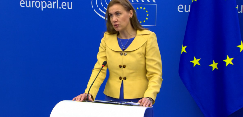 Παρουσίαση του Repower EU από την Κομισιόν: Τι προβλέπει το νέο σχέδιο της Ε.Ε. για μείωση των εισαγωγών ρωσικού αερίου κατά 2/3 φέτος - Φορολόγηση υπερκερδών στη νέα εργαλειοθήκη