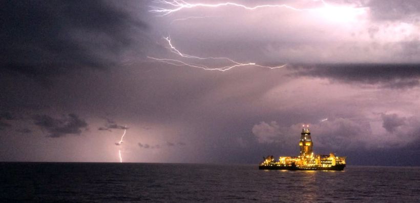 Π. Θεοχαρίδης: Οι καταιγίδες, το Saipem 10000 και η τουρκική πειρατεία