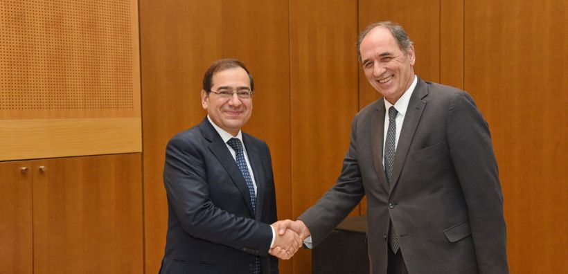 Για τους υδρογονάνθρακες στην Αν. Μεσόγειο συνομίλησε ο Σταθάκης με τον Ελ Μόλα