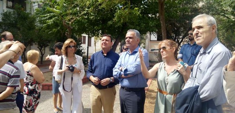 Επανεκκίνηση του έργου «Πράσινη Γειτονιά» στην Αγ. Βαρβάρα και υπογειοποίηση του δικτύου ανήγγειλε ο ΥΠΕΝ
