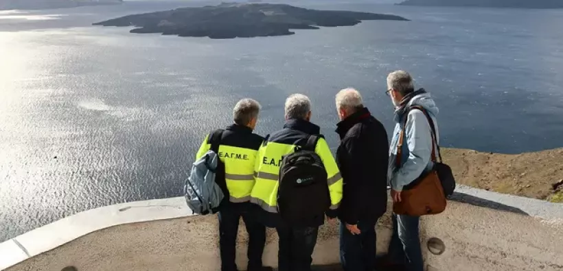 Αποστολή κλιμακίου της ΕΑΓΜΕ για μετρήσεις στη Σαντορίνη