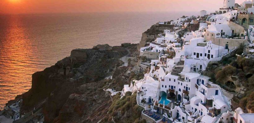 Ευρεία σύσκεψη για την ενεργειακή επάρκεια της Σαντορίνης