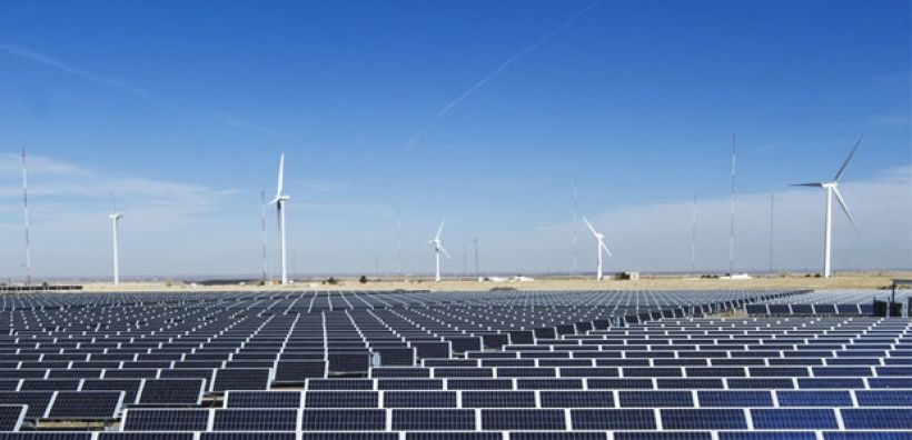 IRENA: Ακόμα πιο ανταγωνιστικές έγιναν οι ΑΠΕ ως αποτέλεσμα της ενεργειακής κρίσης