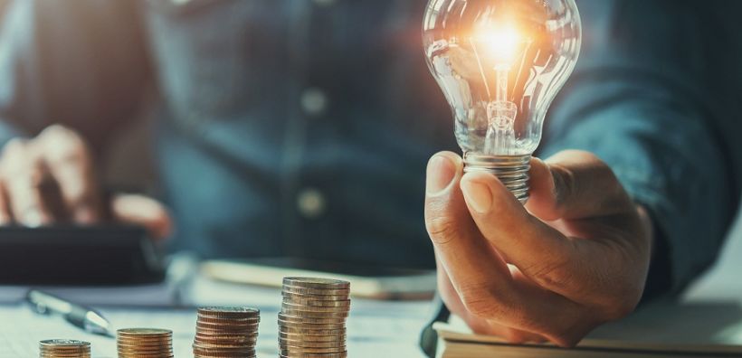 Ρεύμα το Σεπτέμβριο με 2 λεπτά την κιλοβατώρα! Η επιδότηση που ανακοίνωσε η κυβέρνηση οδηγεί σε παράλογα χαμηλές χρεώσεις ενέργειας