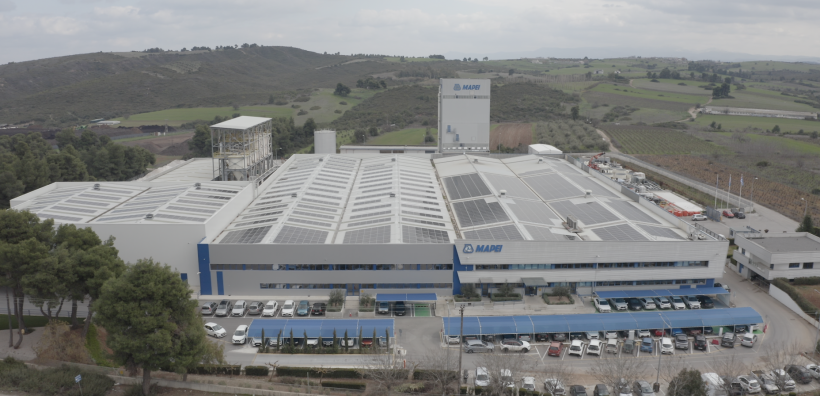 MAPEI Hellas: νέα επένδυση 20 εκατ. στη Θεσσαλονίκη και εργοστάσιο-πρότυπο βιωσιμότητας στη Ριτσώνα – ο ρόλος των φωτοβολταϊκών