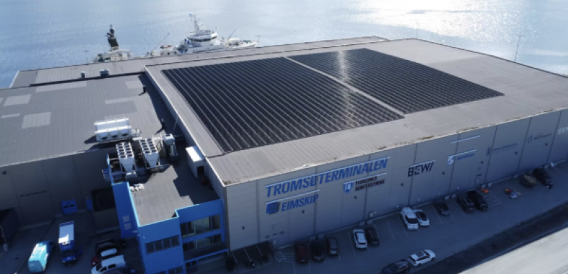 Νορβηγία: Ολοκληρώθηκε η μεγαλύτερη εγκατάσταση κάθετων φωτοβολταϊκών πάνελ παγκοσμίως