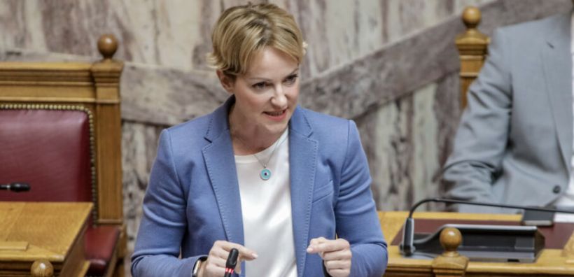 Σδούκου: Χωρίς ΑΠΕ θα πληρώναμε 190 ευρώ/MWh για το ρεύμα - Στα 14.346 ο αριθμός μικρών φωτοβολταϊκών φέτος