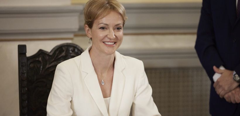 Σδούκου: Χρειάζεται μια ευρωπαϊκή πρωτοβουλία για την εκτίναξη των τιμών στα καύσιμα - Περιορισμένα τα δυνητικά οφέλη από μια μείωση του ΕΦΚ