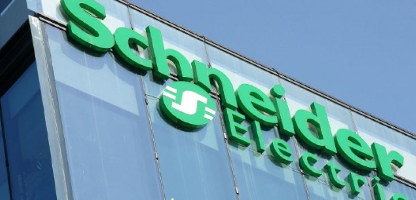 Πτώση κατέγραψαν τα έσοδα α΄ τριμήνου της Schneider Electric