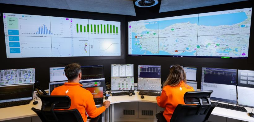 Η Senkron Digital παρουσιάζει το σύστημα EMS για βελτιστοποίηση και απλοποίηση λειτουργίας υβριδικών μονάδων ΑΠΕ