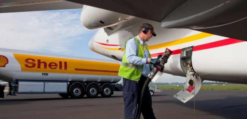 Shell-MOH: Πραγματοποιήθηκε ο πρώτος ανεφοδιασμός αεροσκάφους στο αεροδρόμιο της Σόφιας