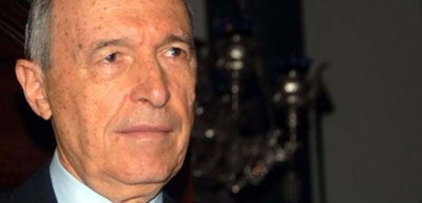 Υπέρ της αναδιάρθρωσης του χρέους ο Κ. Σημίτης 