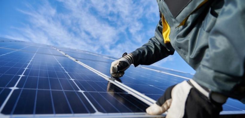 Περιττές τυπολατρίες βαλτώνουν το virtual net metering και ακυρώνουν την εφαρμογή στις πολυκατοικίες 