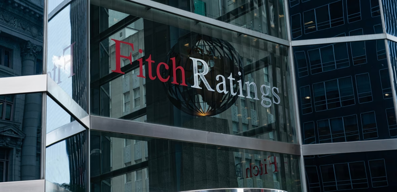 Fitch: Εύσημα στην Ελλάδα για τα «στοχευμένα» μέτρα στήριξης έναντι του ενεργειακού κόστους