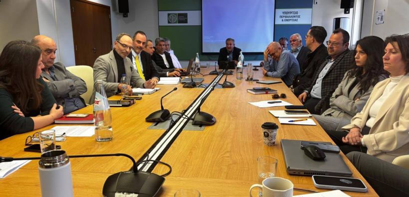 ΣΥΦΩΕΛ: Τριπλό αίτημα στήριξης για φωτοβολταϊκά μέχρι 500 kW - Έκτακτη οικονομική ενίσχυση, 7ετής παράταση λειτουργικής ενίσχυσης και επιδότηση αποθήκευσης ενέργειας