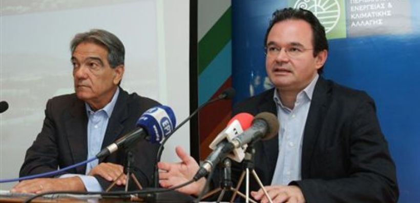 Απόσυρση του διατάγματος για τη δόμηση εκτός σχεδίου ζητούν βουλευτές του ΠΑΣΟΚ