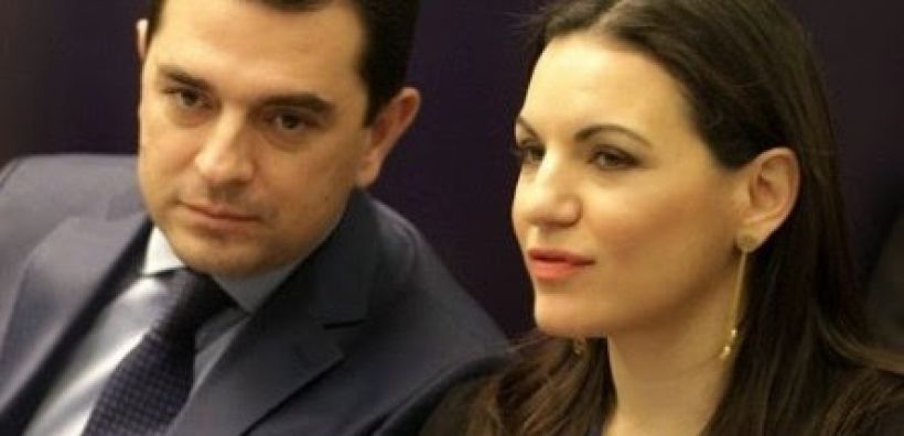 Σκρέκας-Κεφαλογιάννη: Δε δίνει συγχωροχάρτι στις καταστροφικές επιλογές του ΥΠΕΝ η ανακύκλωση υπουργών