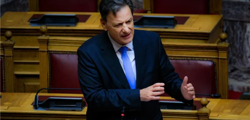 Βουλή: Αντιπαράθεση Σκυλακάκη και αντιπολίτευσης για το νομοσχέδιο για την πράσινη μετάβαση