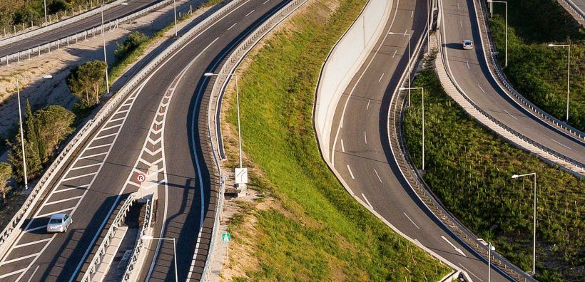 Ενεργειακά αυτάρκης μέχρι το 2025 με 17 φωτοβολταϊκά πάρκα η Ολυμπία Οδός