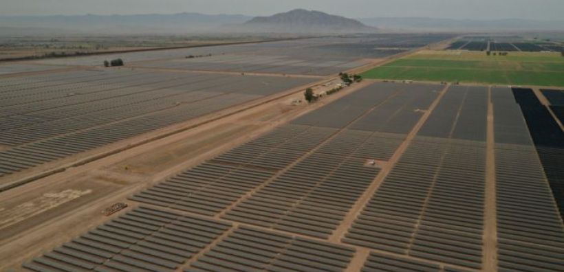 ΗΠΑ: Οι υψηλοί δασμοί θα περιορίσουν στο 9% την ανάπτυξη των φωτοβολταϊκών έως το 2035