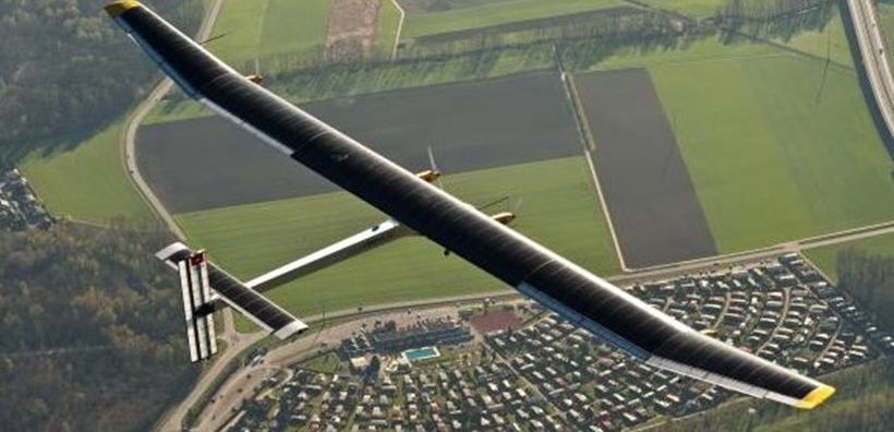 Έσπασε το ρεκόρ πτήσης το Solar Impulse 2