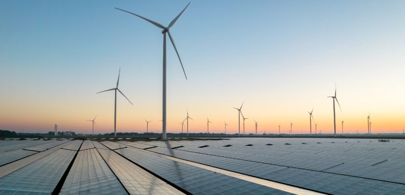 SolarPower Europe: Κάτω από τη «βάση» τα κράτη μέλη στην ενσωμάτωση της οδηγίας για τις ΑΠΕ - Στο 44% η Ελλάδα - Ποιες εκκρεμότητες παραμένουν για τη χώρα