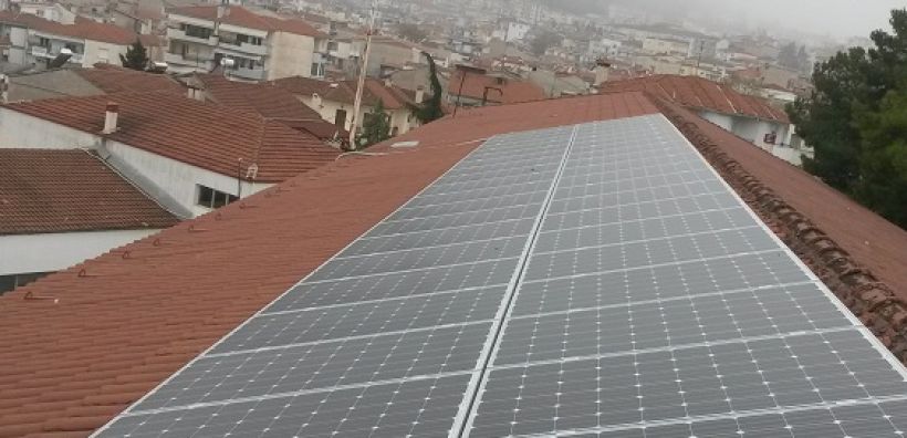 15% μεγαλύτερη απόδοση είχαν τα φωτοβολταϊκά της EnergyTech στην Κοζάνη