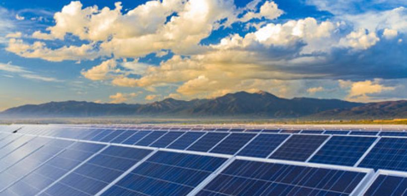 Στόχο 30% - 35% για τις ΑΠΕ έως το 2030 εξετάζει η ΕΕ