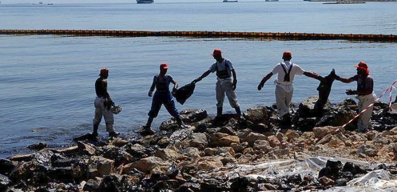 H Spanopoulos Group για την πορεία απορρύπανσης από την πετρελαιοκηλίδα