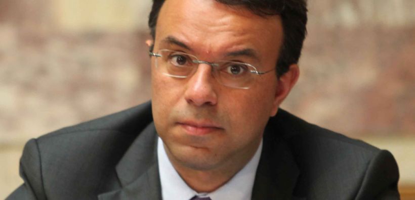 Συνάντηση Σταϊκούρα με αντιπροσωπεία του ΠΑΣΟΚ για πετρέλαιο θέρμανσης και ληξιπρόθεσμες