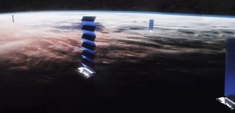 Η υπηρεσία Starlink του Έλον Μασκ ενεργοποιήθηκε πάνω από την Ουκρανία