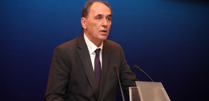 Σταθάκης: Πώληση μονάδων της ΔΕΗ αν δεν πετύχουν τα άλλα σχέδια για μείωση μεριδίων