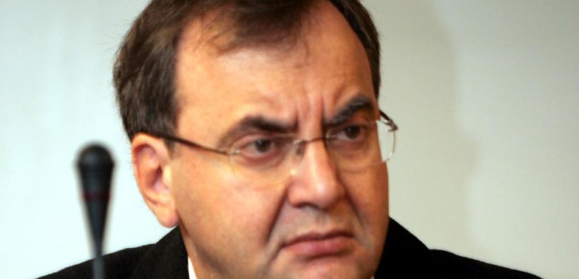 Επίθεση μελών της Χρυσής Αυγής κατά του Δημήτρη Στρατούλη