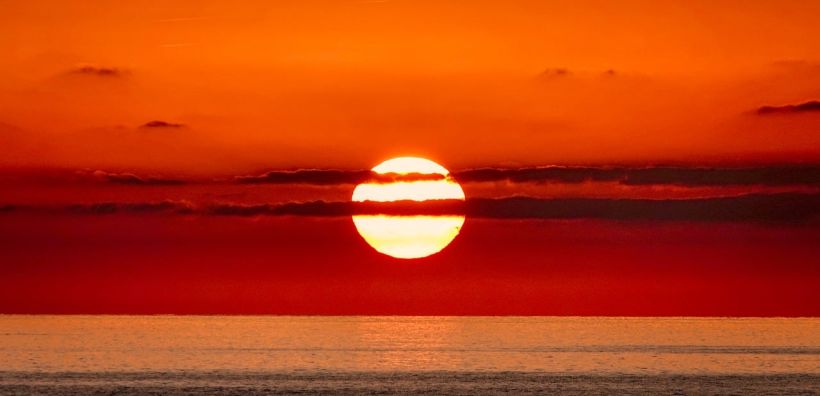 Η Μεσόγειος «φλέγεται»: Ρεκόρ υψηλών θερμοκρασιών στη θάλασσα
