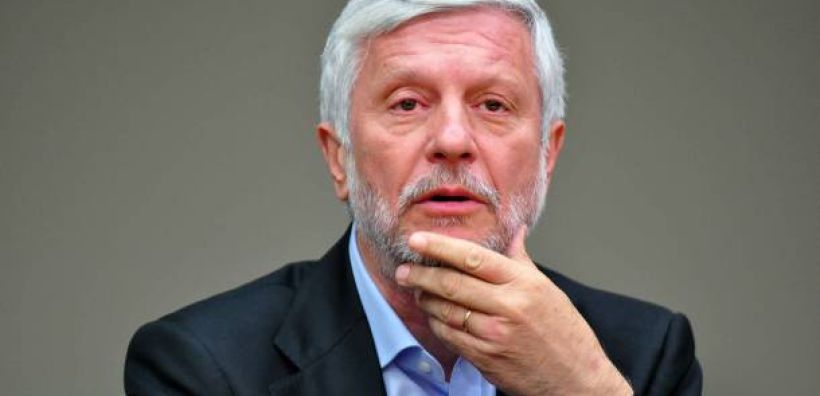 Επίθεση Π. Τατούλη στην κυβέρνηση με φόντο τη διαχείριση των απορριμμάτων
