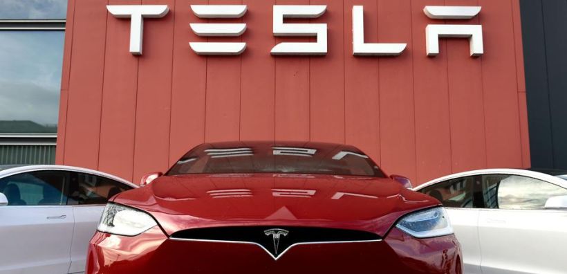 Tesla: Ετοιμάζει νέα βιομηχανική μονάδα στη Σανγκάη παραγωγής μπαταριών