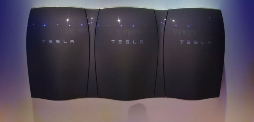 Ετοιμη η οικιακή μπαταρία της Tesla