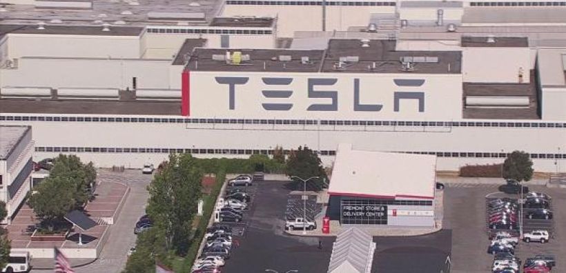 H Tesla εξαγοράζει τη Grohmann Engineering