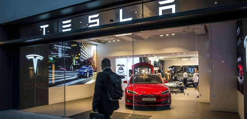 Tesla: Παρέδωσε 112.000 οχήματα το τελευταίο τρίμηνο του 2019