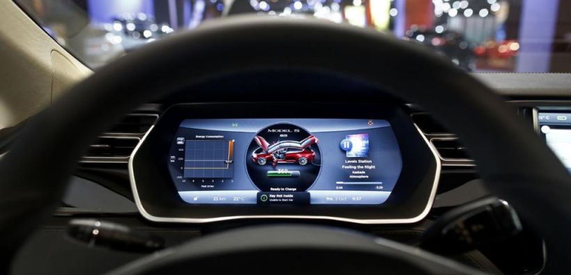 Tesla: Η κατάκτηση του μέλλοντος θέλει χρόνο