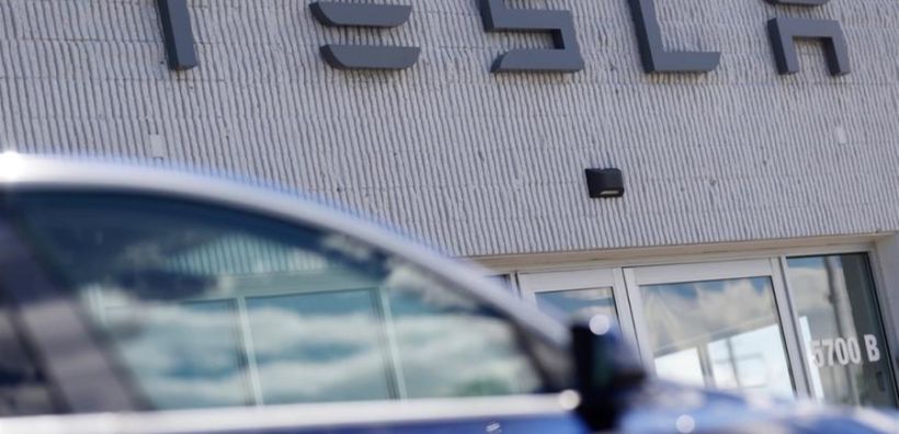 Αλαζονική χαρακτηρίζουν την Tesla στην Κίνα - Αυξάνονται οι πιέσεις στην αμερικανική αυτοκινητοβιομηχανία