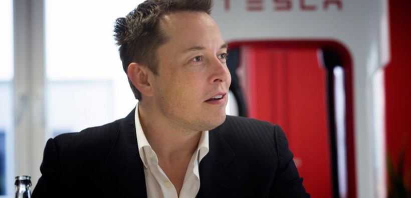 H εξαγορά της SolarCity από την Tesla θα στοιχίσει στα ξαδέρφια του Μασκ 128 εκατ. δολάρια!  