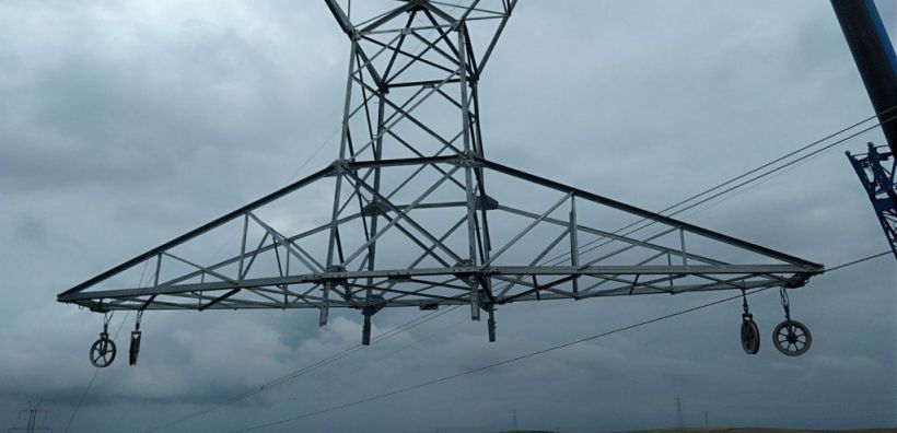 Λιγότερες περικοπές για τοπική συμφόρηση φέρνουν τα «δυναμικά όρια φόρτισης» στις γραμμές μεταφοράς – Το παράδειγμα της Εύβοιας