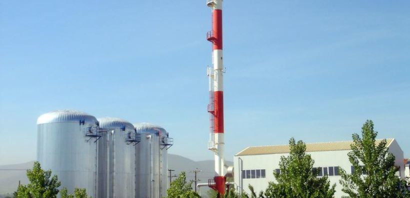 ΔΕΥΑΚ: Συνεχίζονται οι εργασίες αποκατάστασης της διαρροής της τηλεθέρμανσης στην περιοχή της Σκρκας