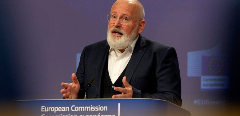 Τίμερμανς: Μέσα στο φθινόπωρο ο νέος στόχος εκπομπών ρύπων για το 2030 και οι πολιτικές για αναβαθμίσεις κτηρίων και υπεράκτια ενέργεια