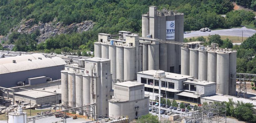 TITAN: 10ετής στρατηγική συμφωνία με τον Οργανισμό Ηλεκτρικής Ενέργειας της Σερβίας για την επέκταση της πλατφόρμας εναλλακτικών τσιμεντοειδών υλικών