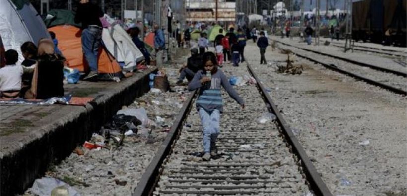Γ. Φιντικάκης: Απειλούν με ρήτρες για το μπλακάουτ στην Ειδομένη