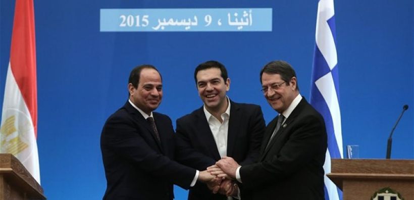 Ανάβουν μηχανές για τριμερή