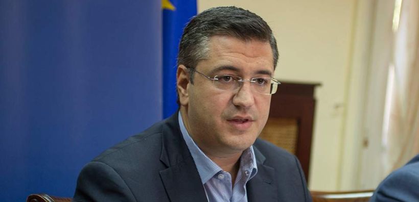 Τζιτζικώστας: Η ΕΕ διαθέτει επαρκή ποσότητα καυσίμων για αεροδρόμια και αεροσκάφη για το επόμενο διάστημα